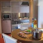Paredes Hotel Apartamento Lägenhetshotell