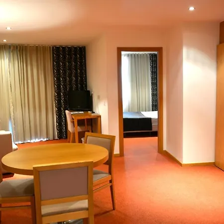 Paredes Hotel Apartamento 3* Paredes