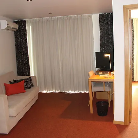 Paredes Hotel Apartamento Apartmanhotel