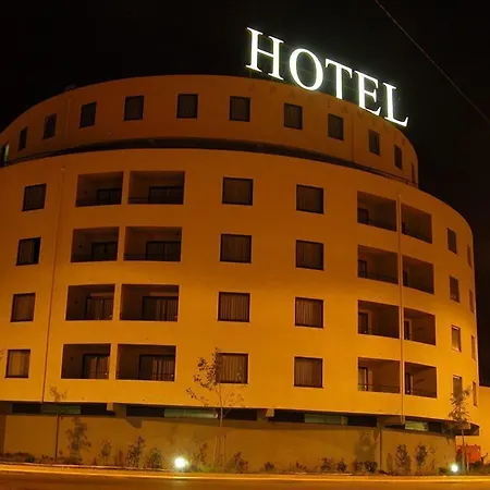 Paredes Hotel Apartamento 3* Paredes