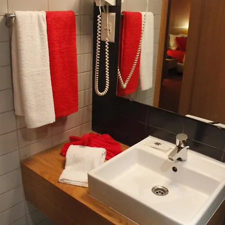 Paredes Hotel Apartamento Paredes (Porto)