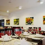 Paredes Hotel Apartamento Paredes (Porto)