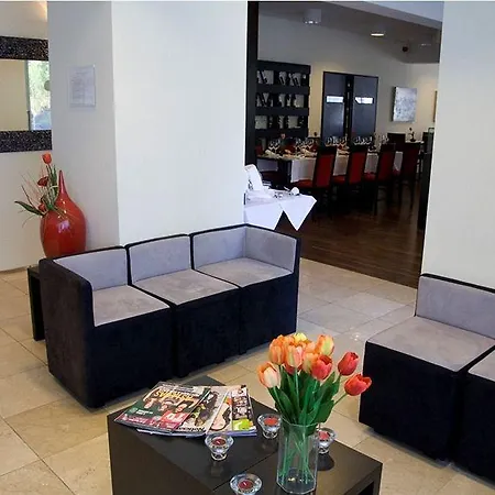Paredes Hotel Apartamento 파레데스