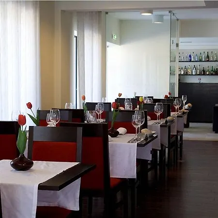 Paredes Hotel Apartamento