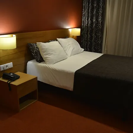 Paredes Hotel Apartamento Hotel apartamentowy 3*