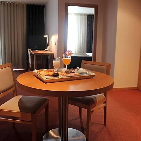 Ξενοδοχείο με διαμερίσματα Paredes Hotel Apartamento Paredes (Porto)