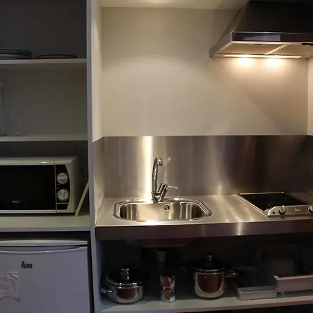 アパートホテル アパルタメント 3*