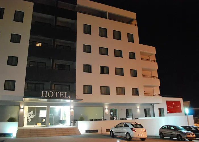 Paredes Hotel Apartamento 3*