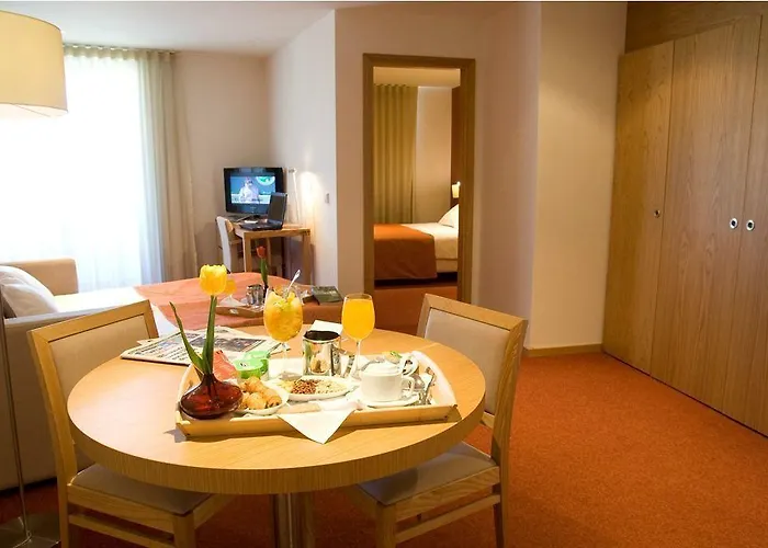 Paredes Hotel Apartamento Hotel apartamentowy 3*