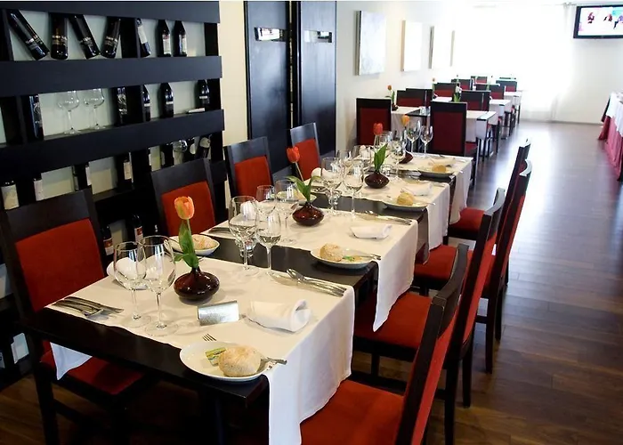 Aparthotel Paredes Hotel Apartamento 3*