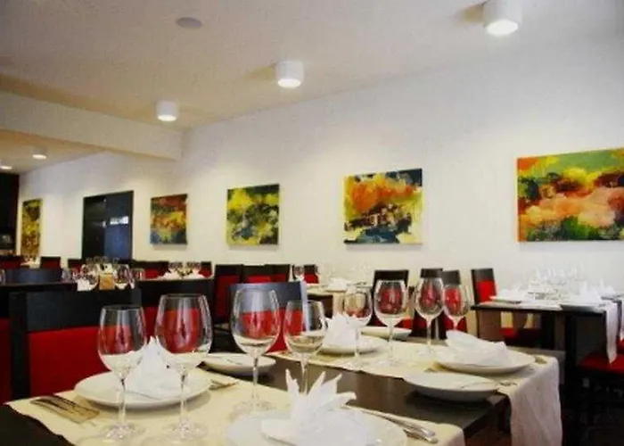 Paredes Hotel Apartamento Paredes (Porto)